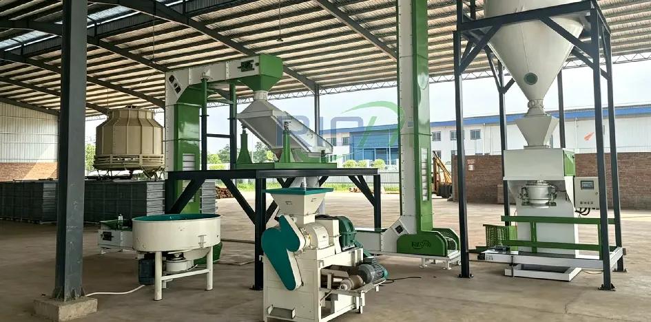 0.5-2.5T/H EFB palm fiber biomass pellet production line site in Indonesia